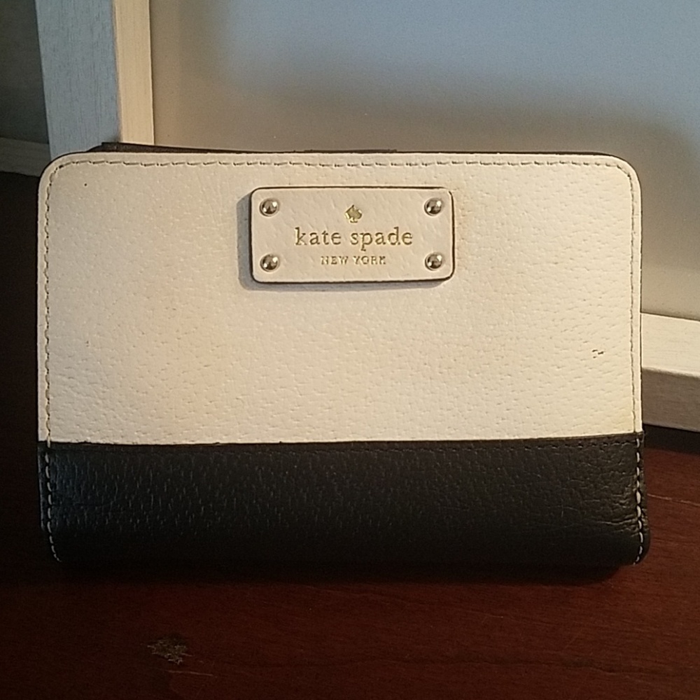 Kate spade wallet